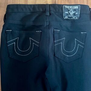 Brand new True Religion Cuvy Mid Rise Boot Pants